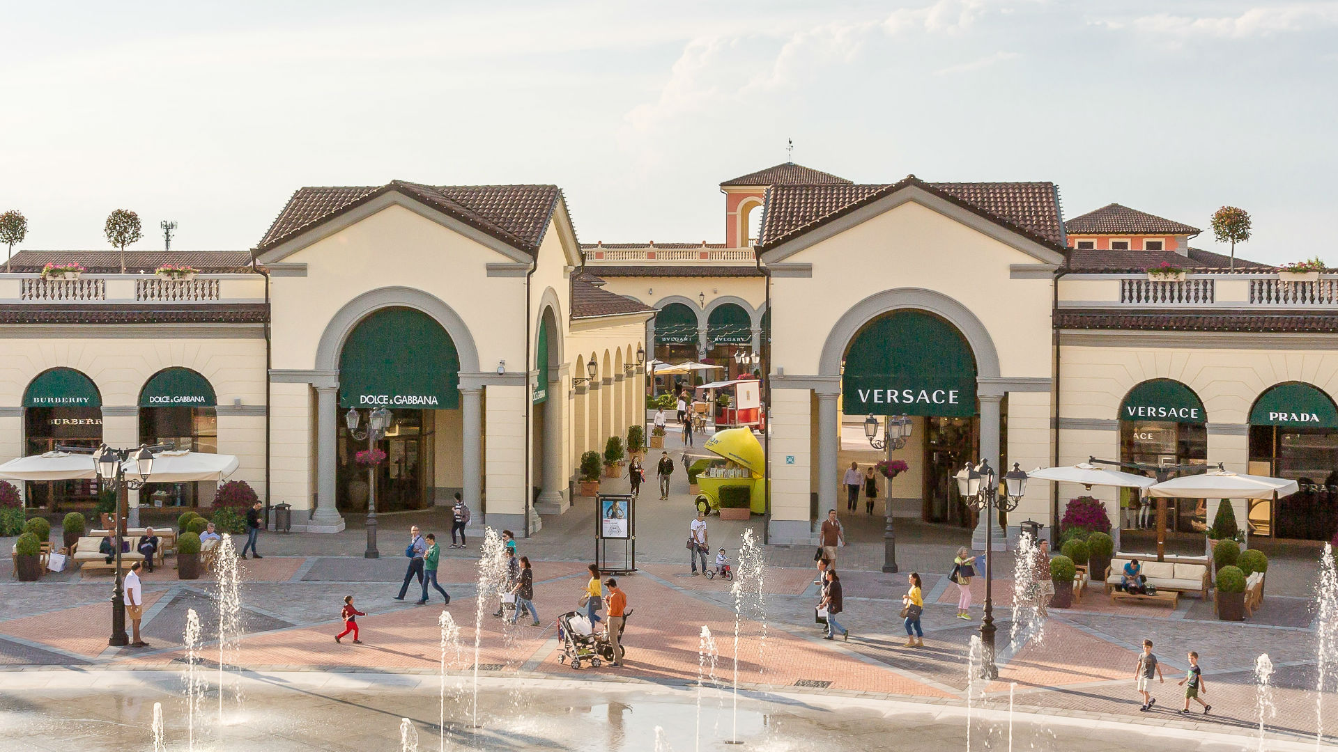 From Milan: Serravalle Outlet Return Shuttle Transfer GetYourGuide ...