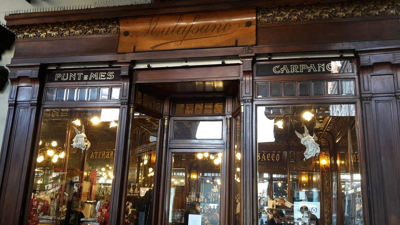 credits Bettylella - Wikipedia