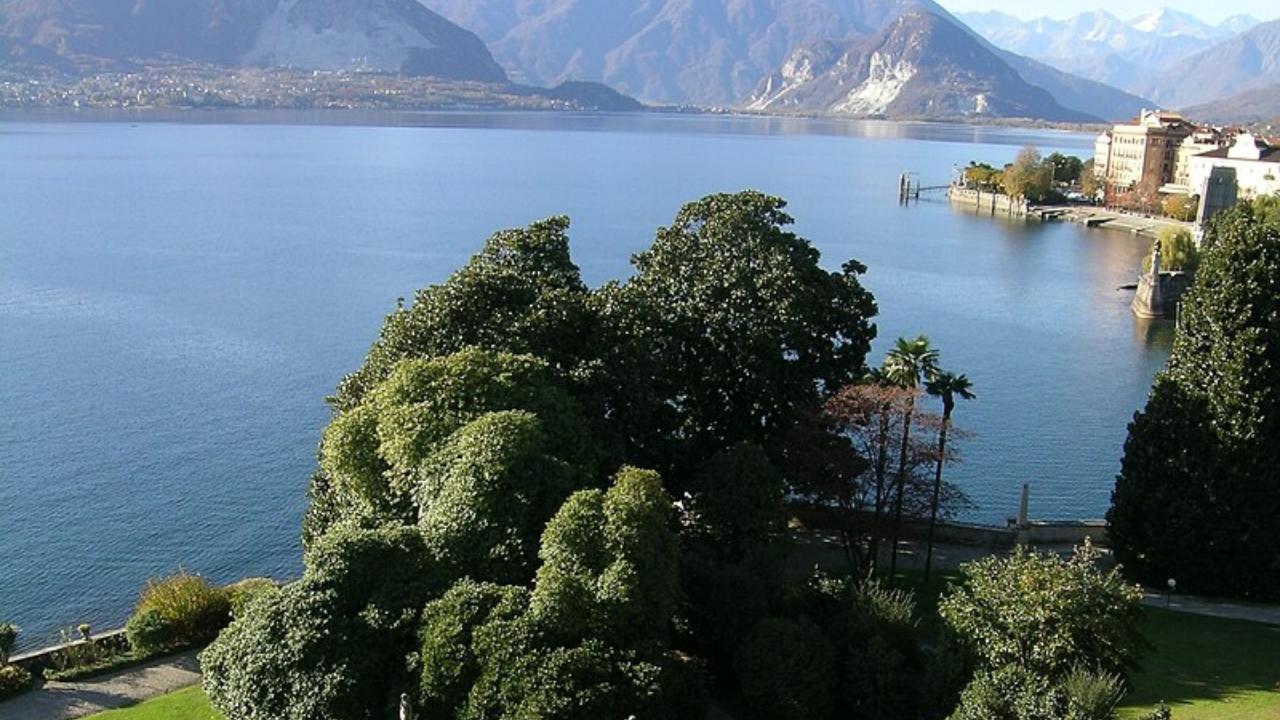 Giardino di Villa Rusconi-Clerici (foto di Laurarc, particolare)