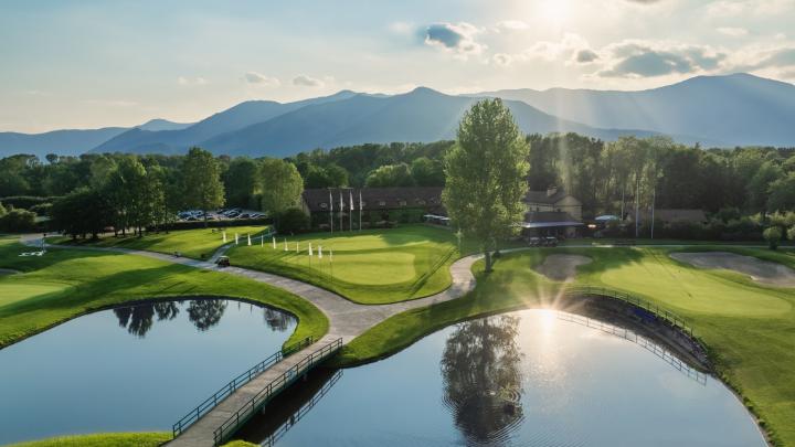 Immagine aerea del Royal Park Golf & Country Club I Roveri