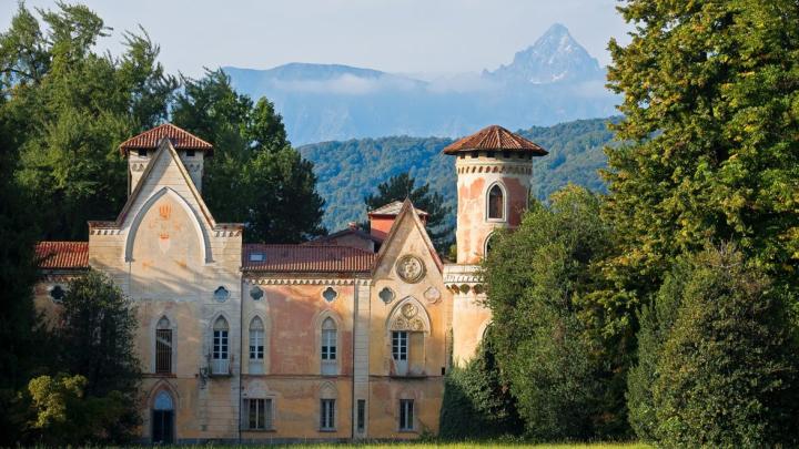 Castello 1900x660