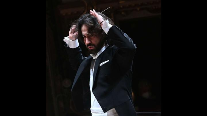 Aram Khacheh Conductor by Umberto Favretto