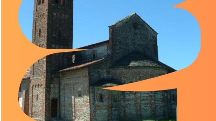 Particolare del pieghevole della manifestazione da Facebook Elaborazione grafica di foto della zona absidale esterna della chiesa di San Pietro a Casalvolone, stile romanico