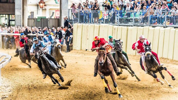 Palio di Asti, la corsa